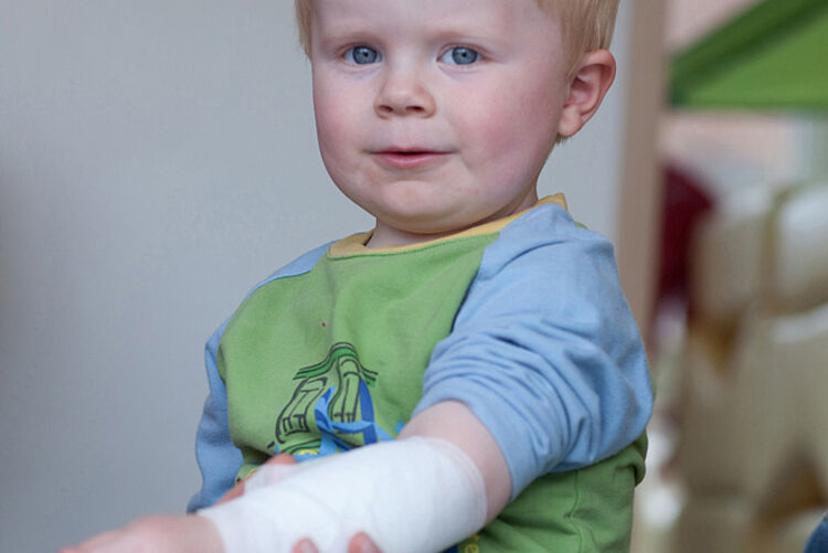 DRK - Erste Hilfe am Kind / Mettmann DRK - Erste Hilfe am Kind / Mettmann